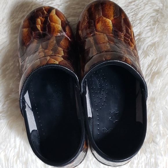 DANSKO slip on size 5 - Picture 4 of 9